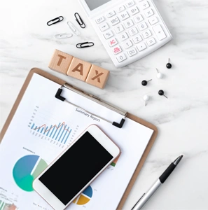 Lawyers, tax and investment advisors